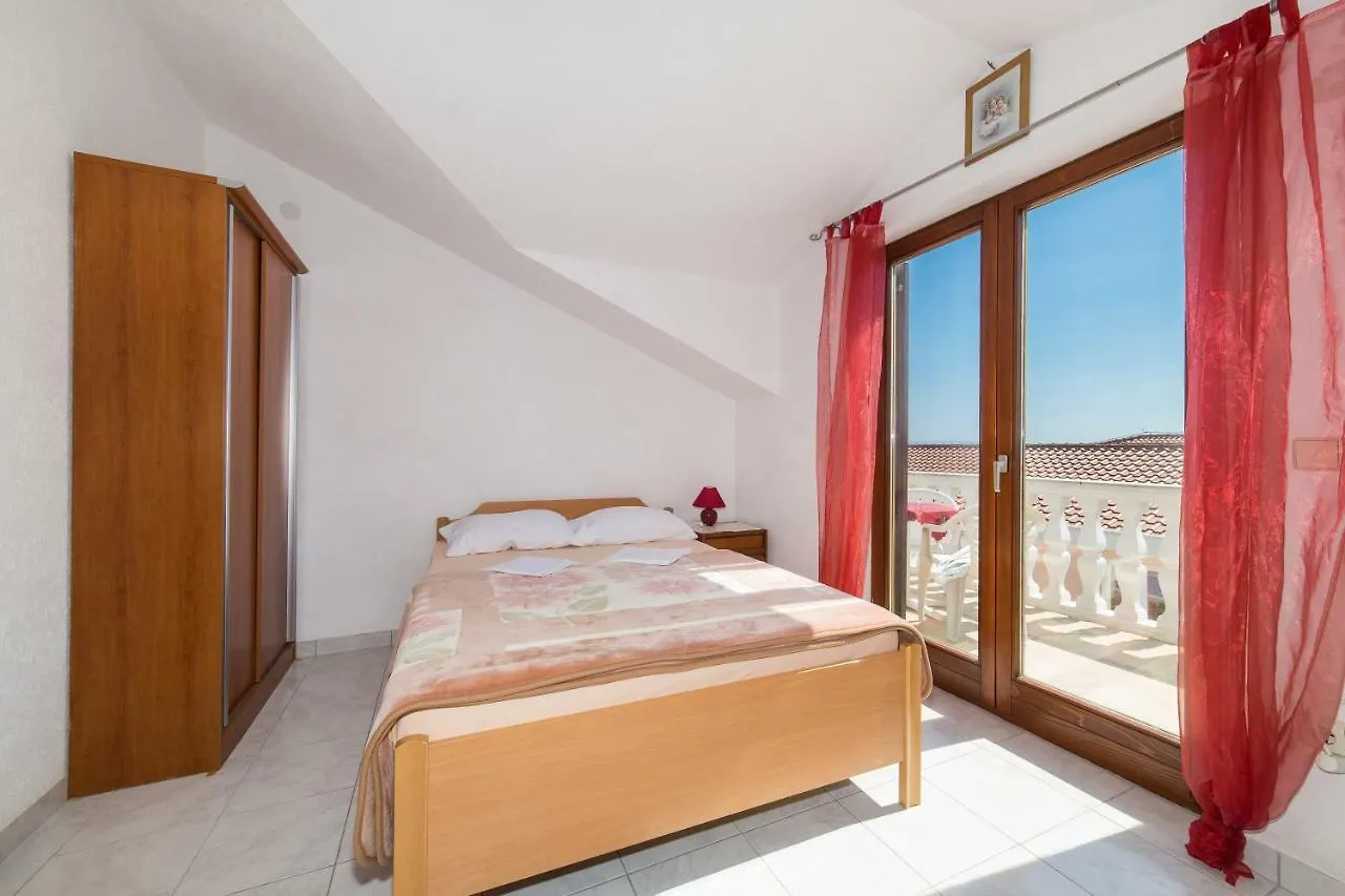 Villa Levanda Trogir 0*,